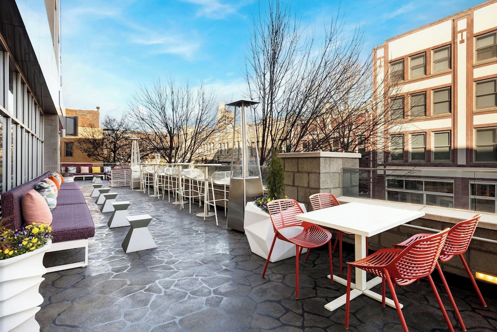 Aloft Asheville Downtown - photo 37
