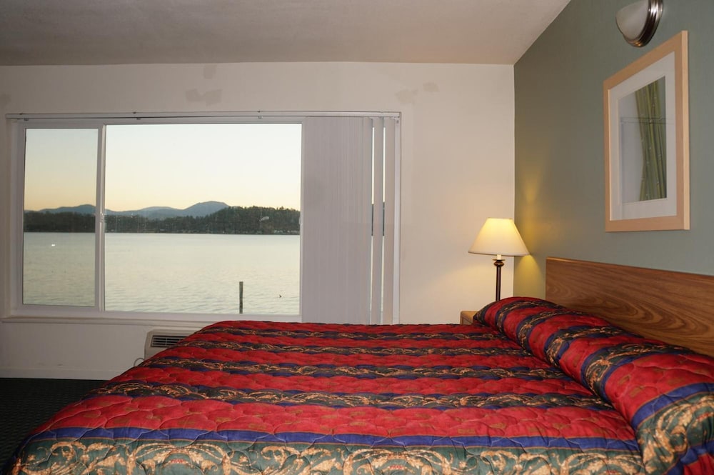Lake Marina Inn - photo 9