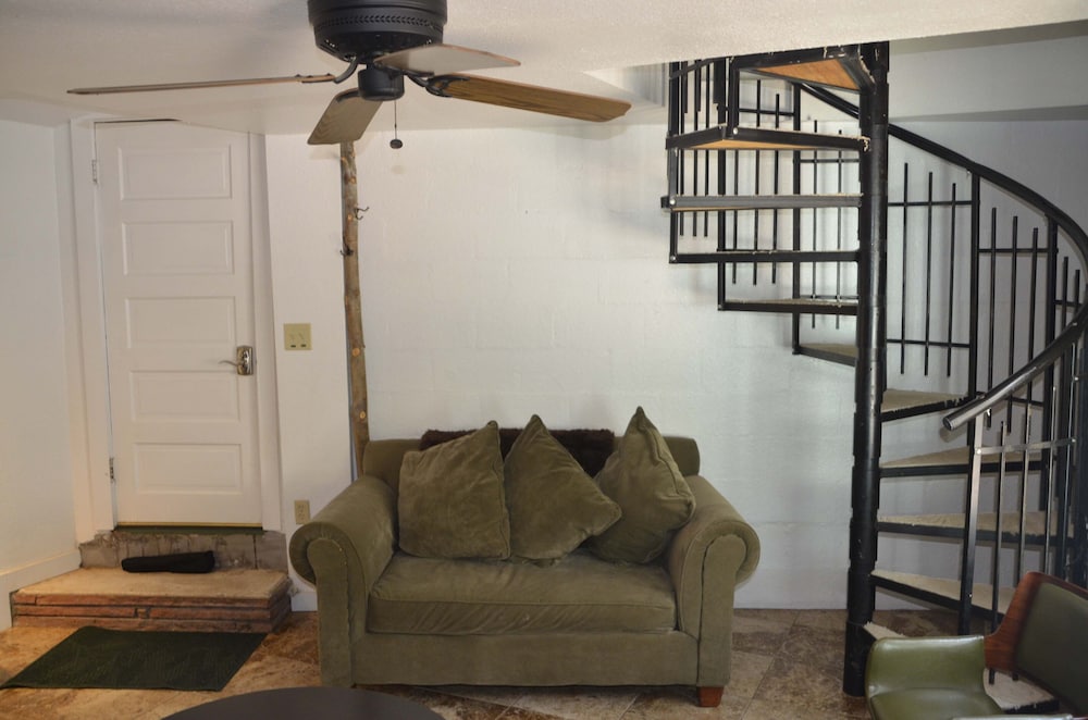 The Woolly Bugger Inn - photo 70