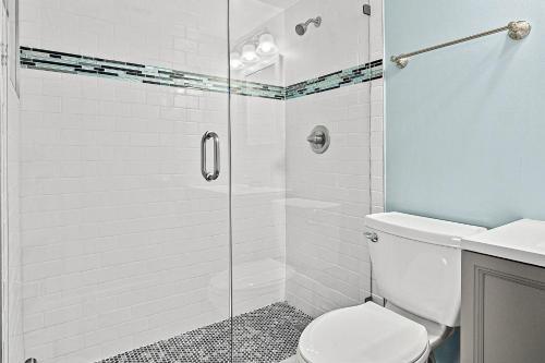 Welcome to paradise unit 2201 - photo 24