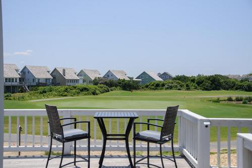 Magical Hideaway - carbon neutral hotel in Nags Head