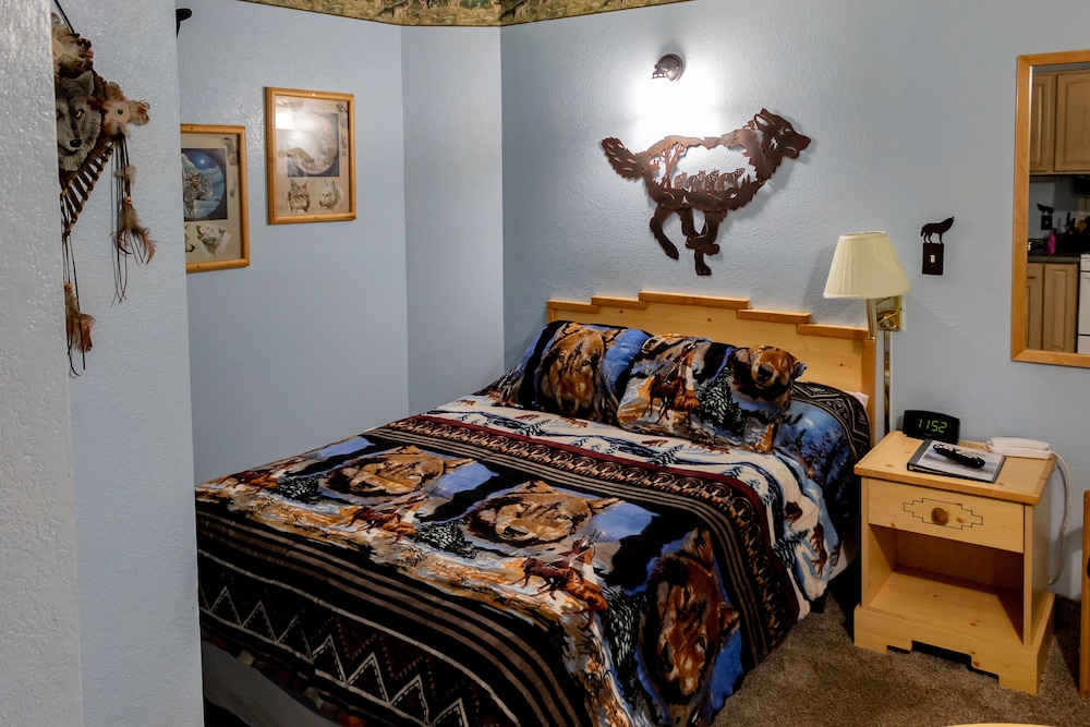Elk Run Inn - photo 19