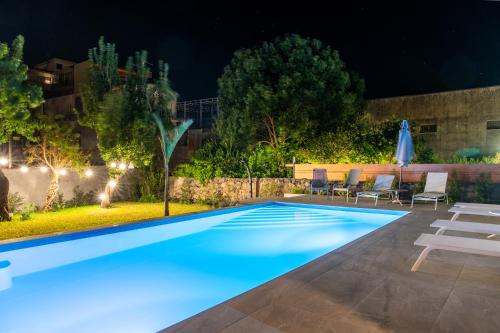 Palazzo Marinella Sicilian Luxury Stay — 4-Star Luxury Hotel in Giarre, Italy