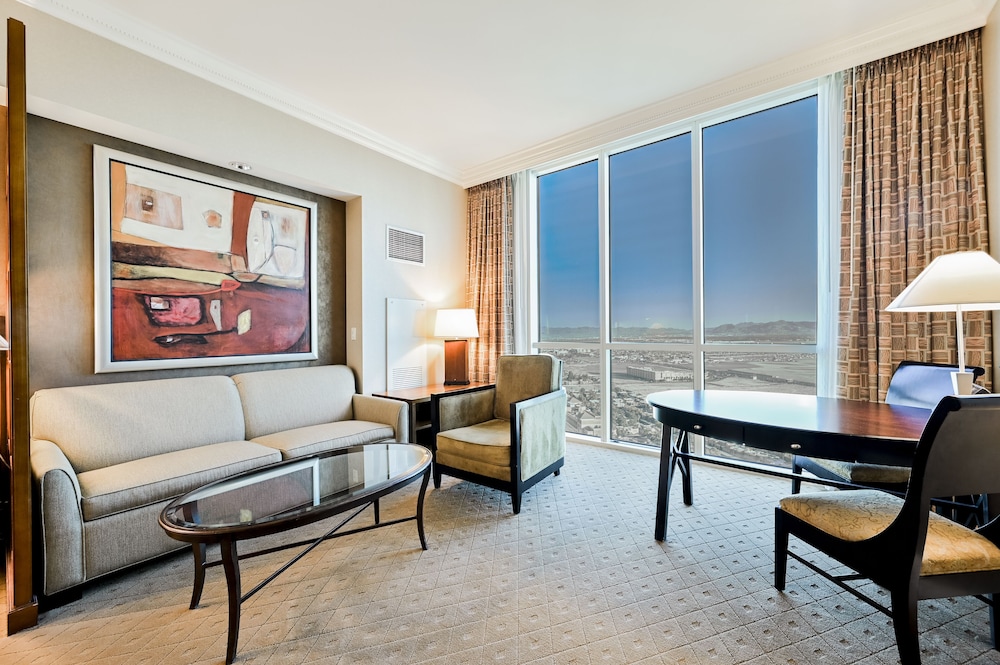 StripViewSuites at Signature - photo 182