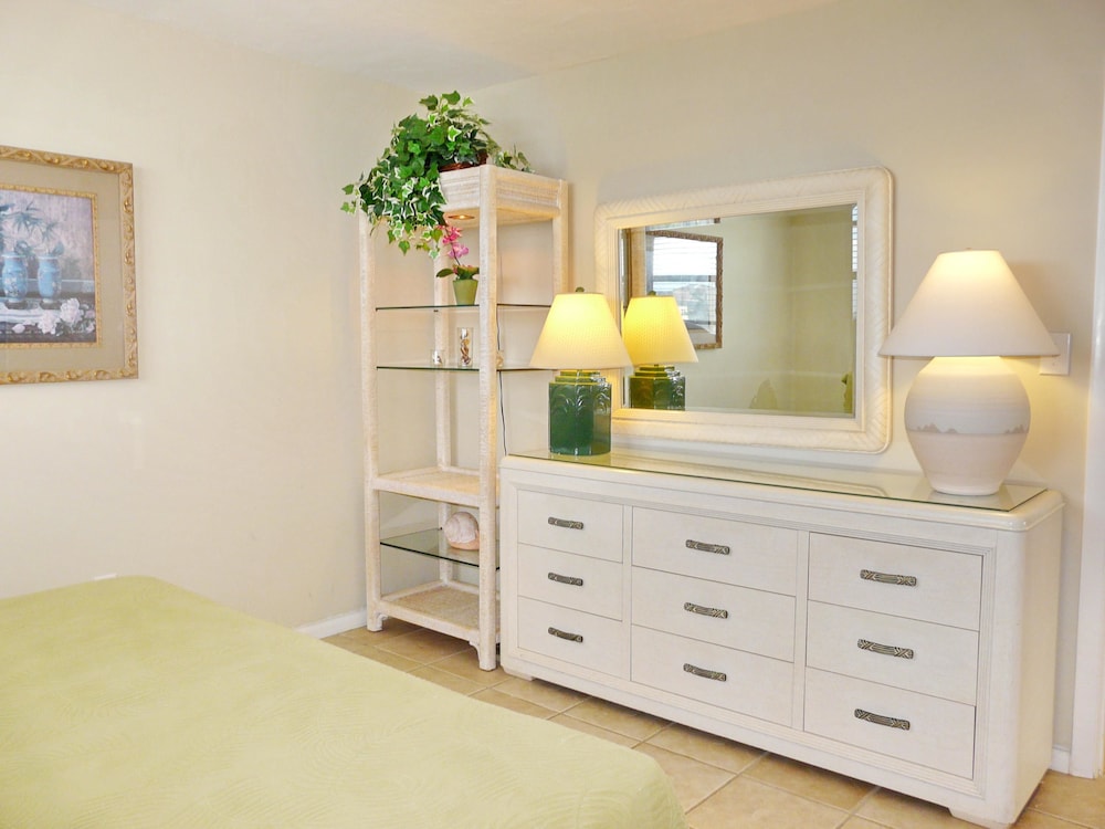 South Seas Tower 3 603 - photo 6