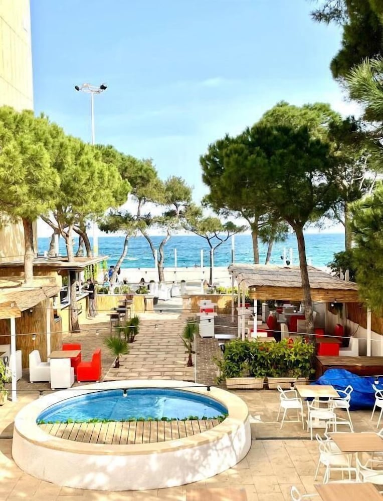 Hotel Pete in Castell-Platja D'aro, Spain