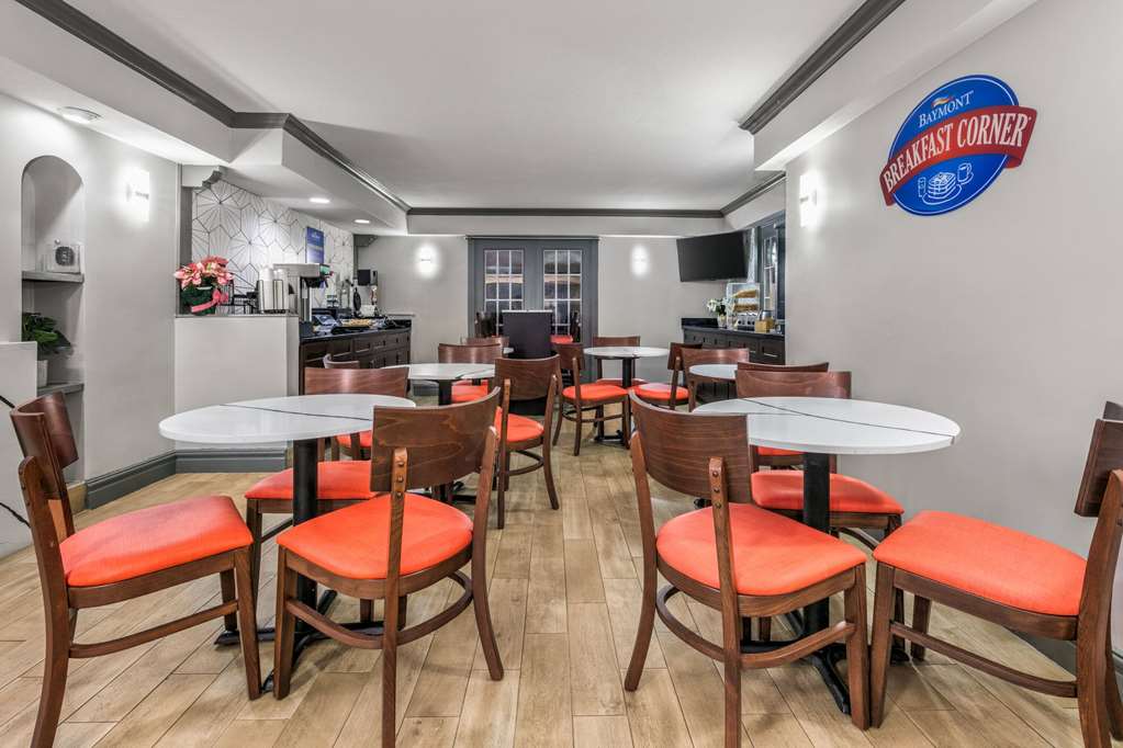 Baymont by Wyndham Austin University Area - photo 11