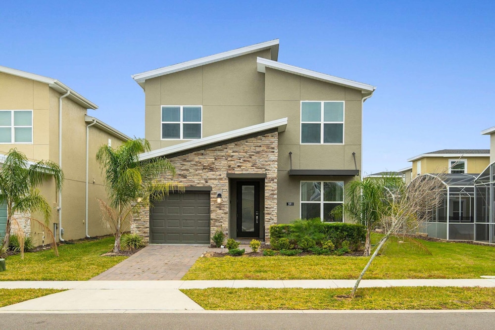 Chic Spacious 5BR Retreat Near Disney - photo 40