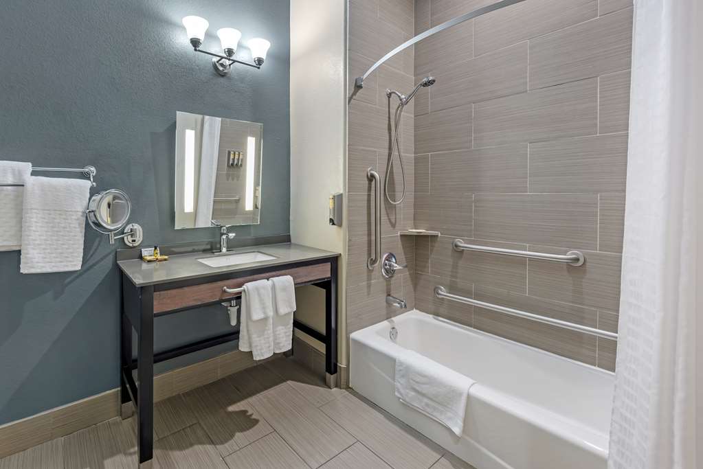 Best Western Plus Pflugerville - photo 41
