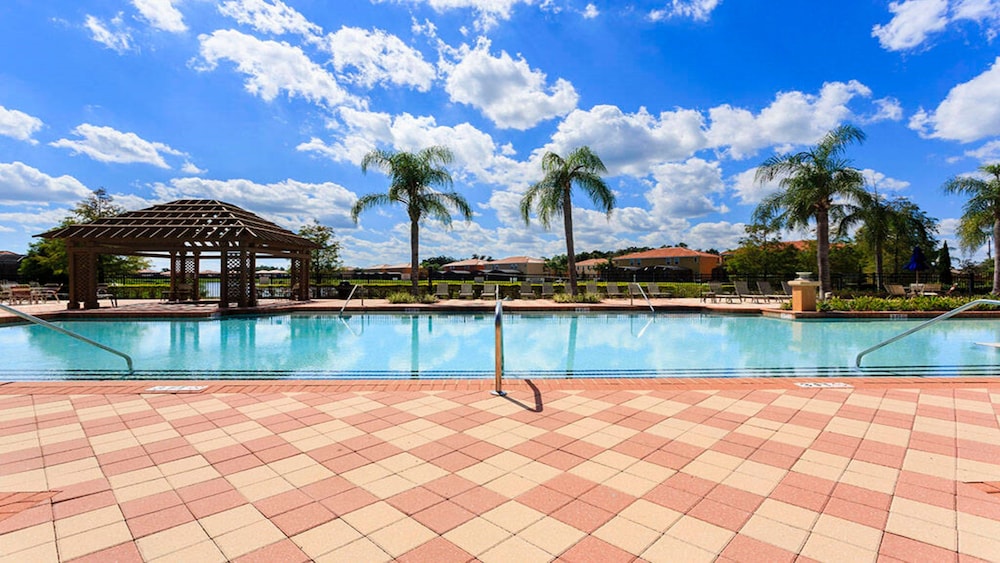 Spacious 12 bed Villa With Pool & Resort Amenities - photo 47