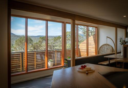 Studio 59 Holiday Home — 4-Star Luxury Hotel in Coles Bay, Australia