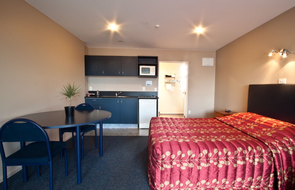 Phoenix Motel — Timaru — photo 3