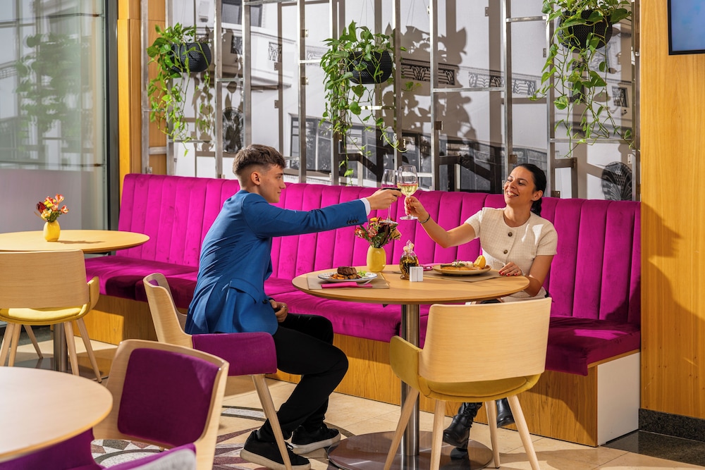 מזון ומשקאות