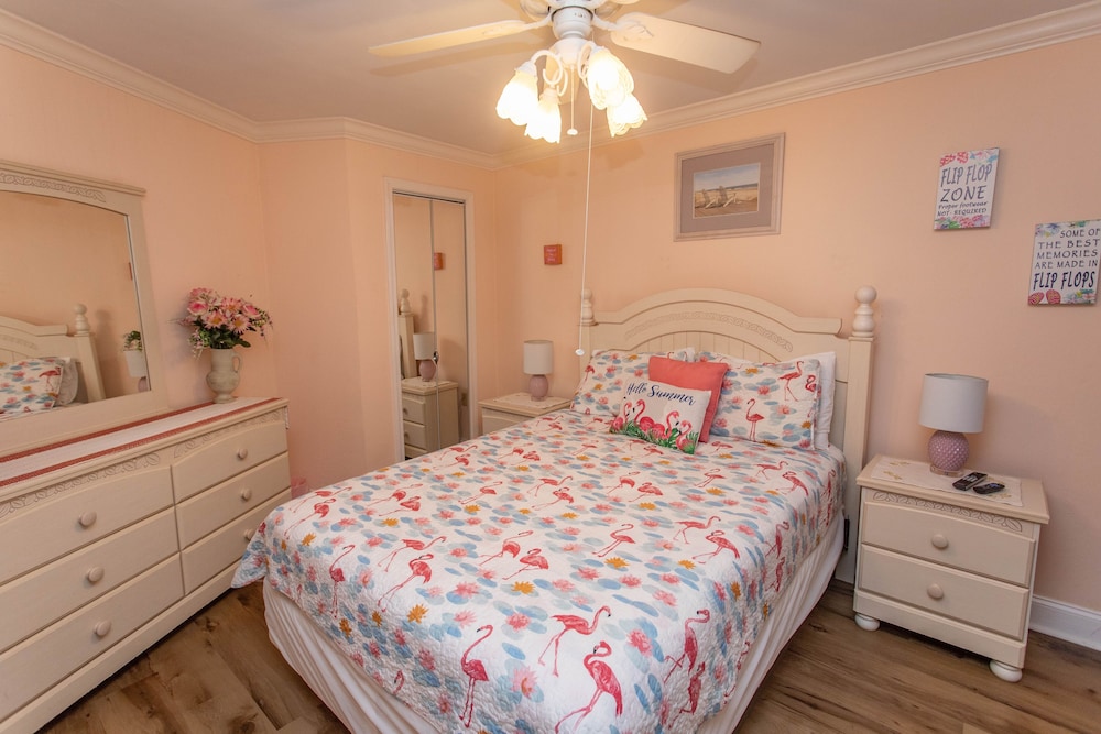 Royal Garden Resort 401 3 Bedroom Condo by Redawning - photo 2
