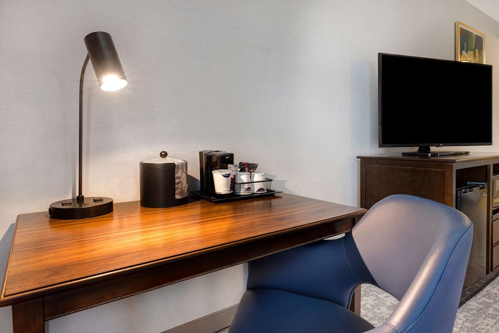 Hampton Inn & Suites San Luis Obispo - photo 11