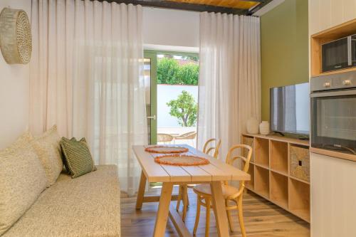Theopisti Home — 4-Star Luxury Hotel in Ouranoupolis, Greece