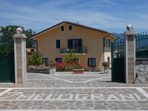 I Due Melograni Agriresort — Tarano