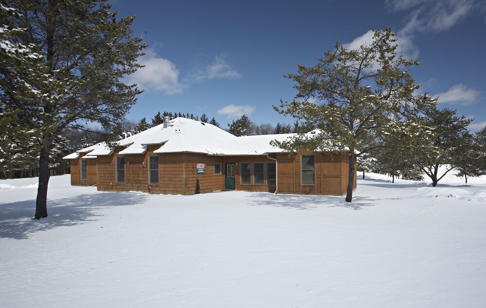 Heartwood Resort & Conference Center - photo 11