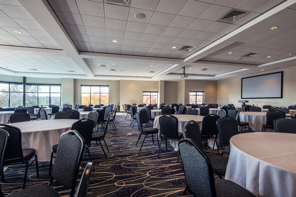 The Bluemont Hotel - photo 52