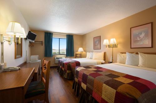Super 8 by Wyndham Las Vegas - photo 12