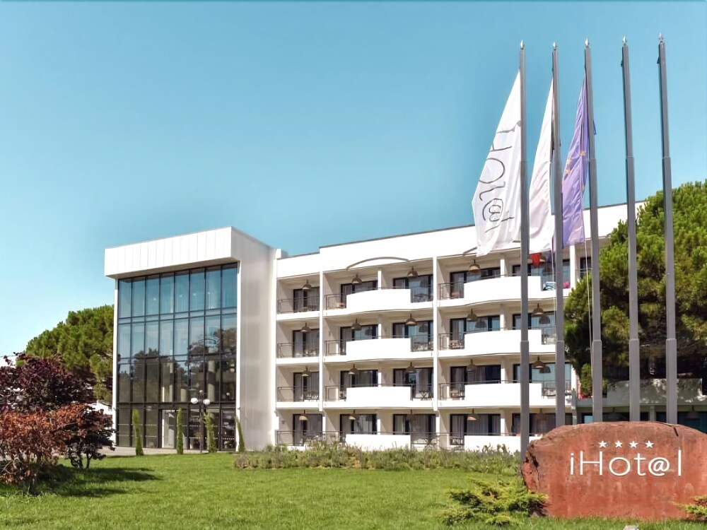 iHotel Sunny Beach in Nesebar, Bulgaria