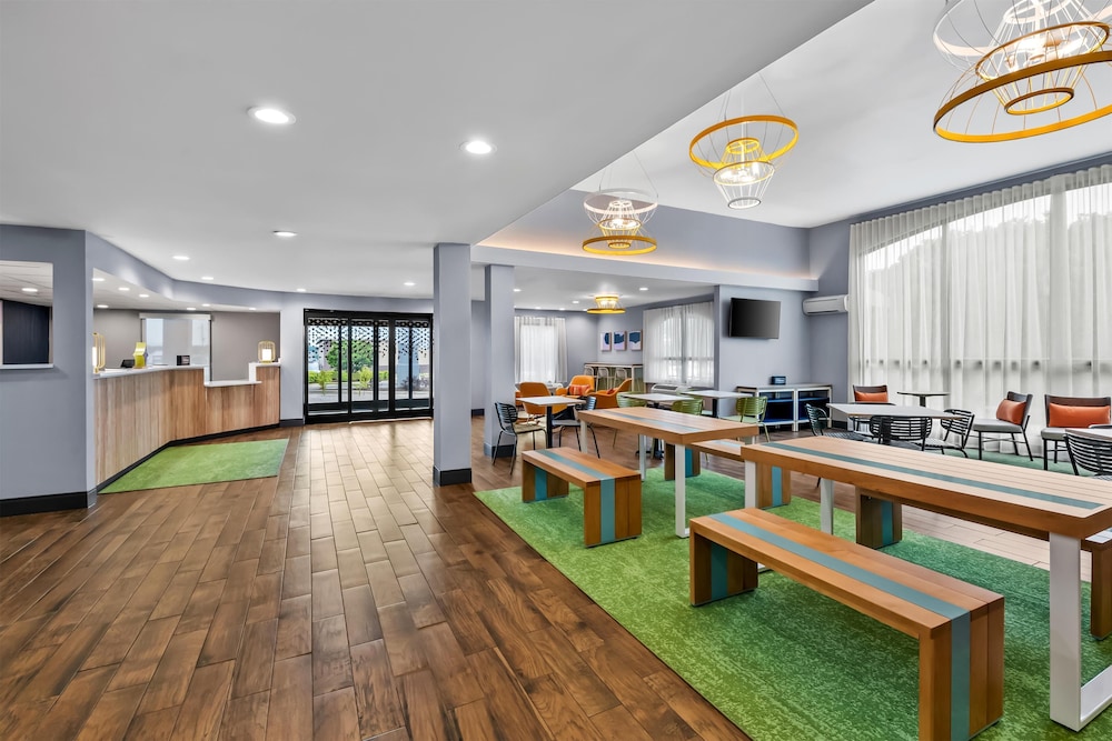 Spark by Hilton Spring Lake Fayetteville - photo 35