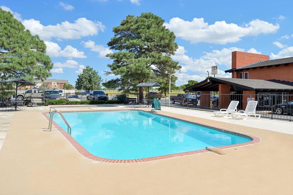 Ranch House Motel - photo 20