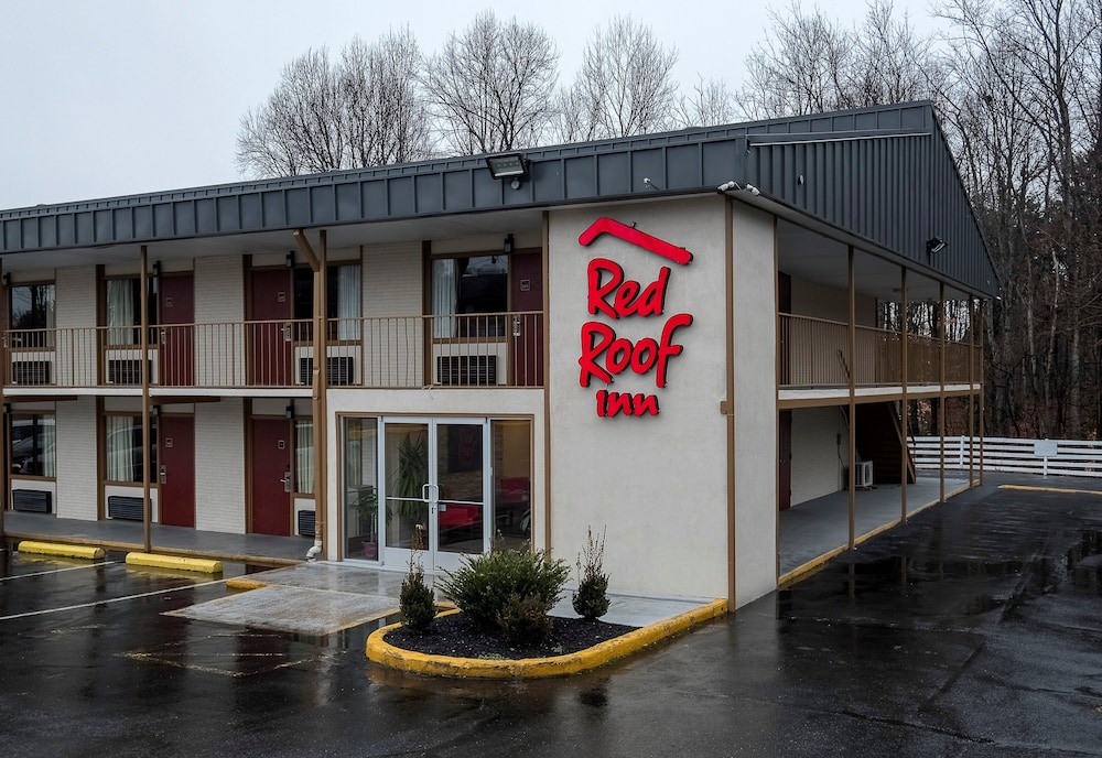 Red Roof Inn Fredericksburg North - featured photo
