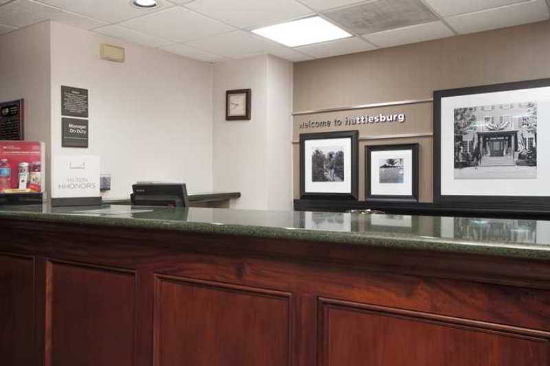 Red Lion Inn & Suites Hattiesburg - photo 3