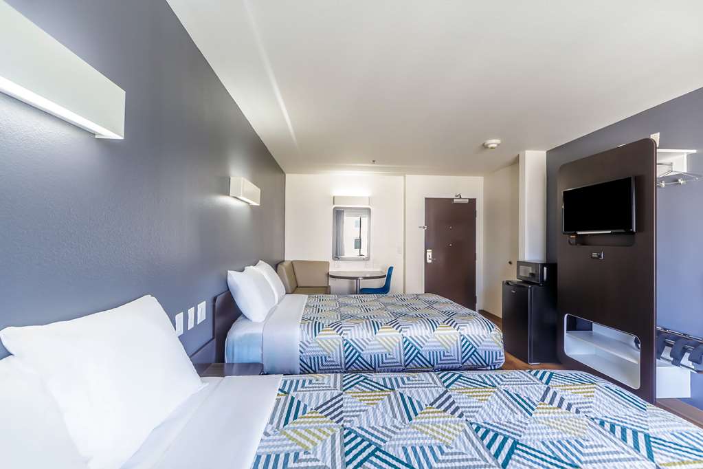 Motel 6 Laredo TX Airport - photo 16
