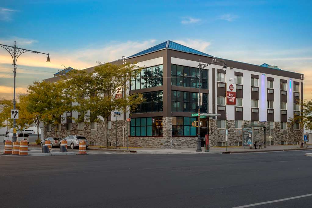 Best Western Plus Brooklyn Bay Hotel in Brooklyn, United States