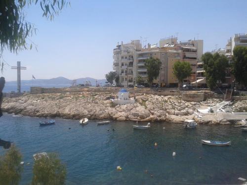 Super 36sqm Junior Suite in luxurious picturesque area — 4-Star Luxury Hotel in Piraeus, Greece
