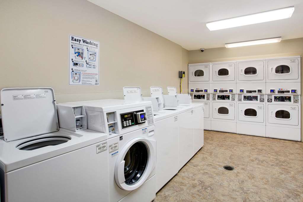 WoodSpring Suites Chesapeake Norfolk Greenbrier - photo 14