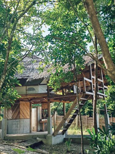Cabanas de Nacpan Camping Resort pet-friendly hotel El Nido