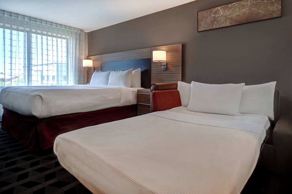 TownePlace Suites by Marriott Las Vegas Airport South - photo 22