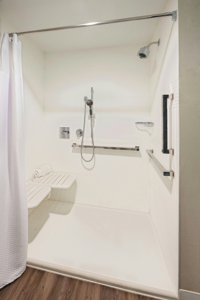 TownePlace Suites by Marriott Fort Mill at Carowinds Blvd. - photo 17