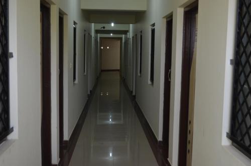 Radha Krishna Hotel — Bhuj — photo 4