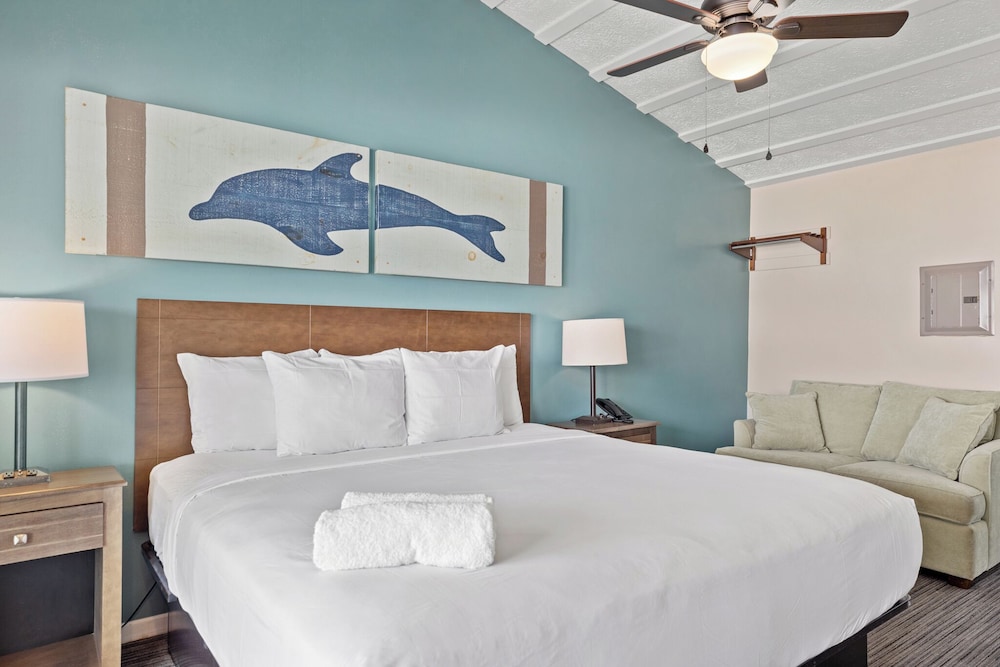 Sandpiper Beacon Beach Resort - photo 119