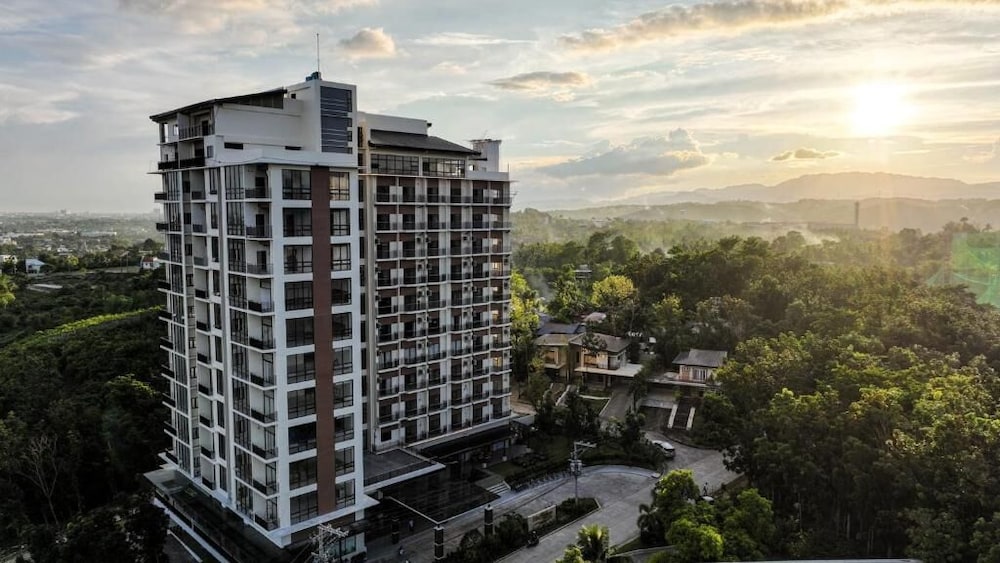 Cebu One Tectona Resort Hotel — hotel in Liloan