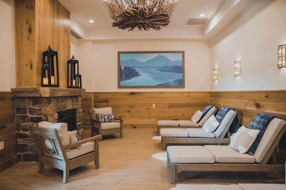 Tailwater Lodge Altmar Tapestry Collection by Hilton - photo 102
