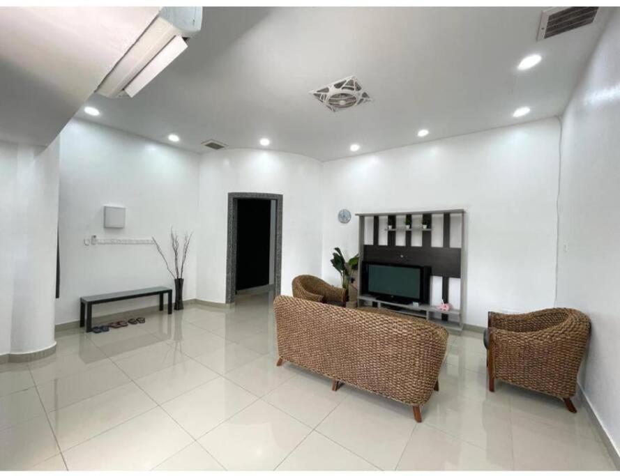 Rali Pd 16Pax Homestay E Karaoke & Swimming Pool — 4-Star Luxury Hotel in Port Dickson, Malaysia
