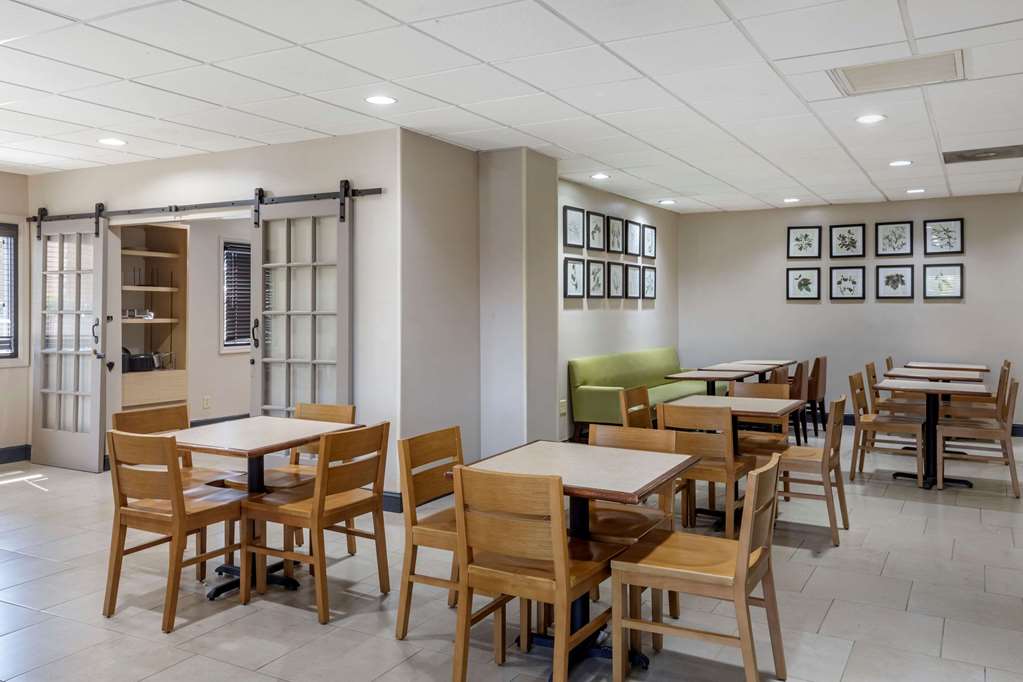 Country Inn & Suites by Radisson Atlanta Downtown - photo 16