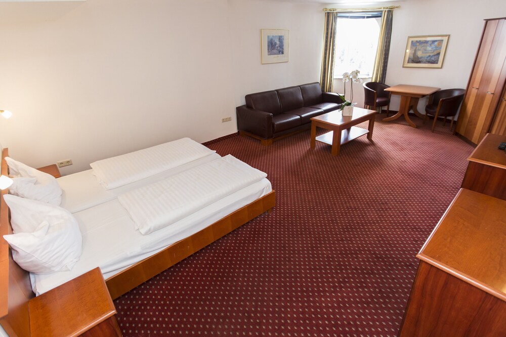 Carlton Opera Hotel — Vienna — photo 5