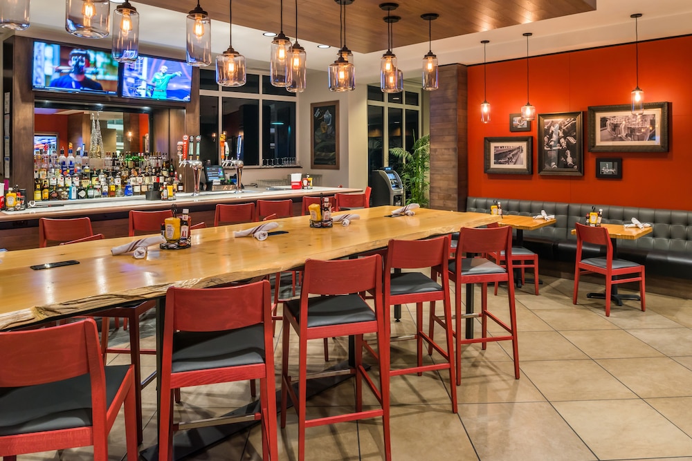 Holiday Inn Kansas City Airport by IHG - photo 48