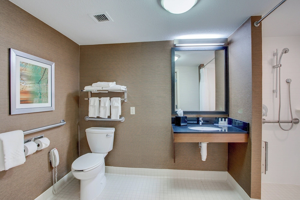 Fairfield Inn By Marriott Amesbury - photo 19