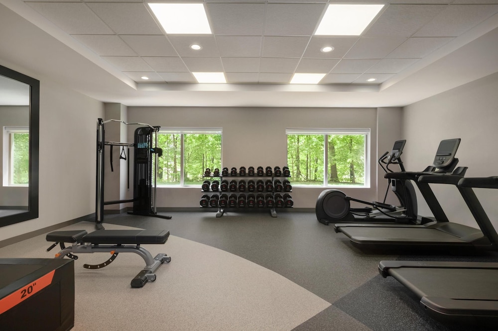 Hilton Garden Inn Cleveland Airport - photo 20