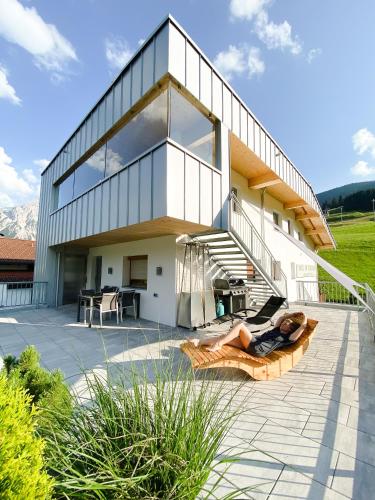 Haus am Schihang — 4-Star Luxury Hotel in Lermoos, Austria
