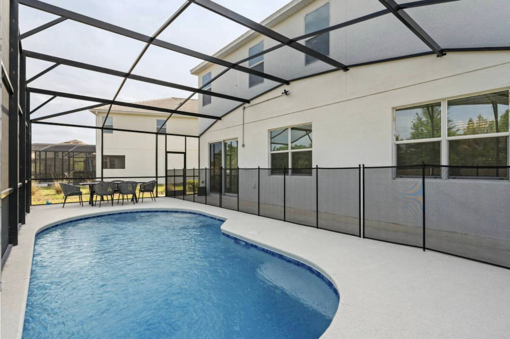 NEW Home 8 Bedrooms At Bella Vida Resort - photo 18
