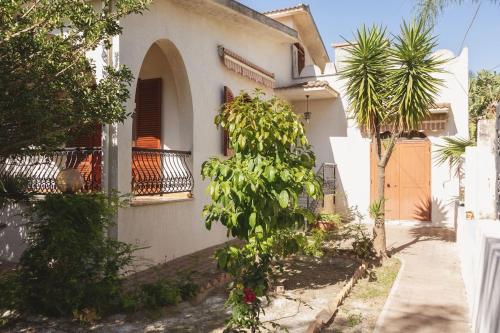 Villino TerrAmare in Reggio Calabria, Italy