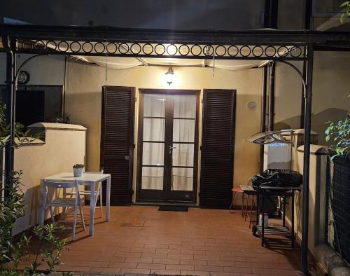 Bilocale indipendente a 10' da Pisa — hotel in Cascina